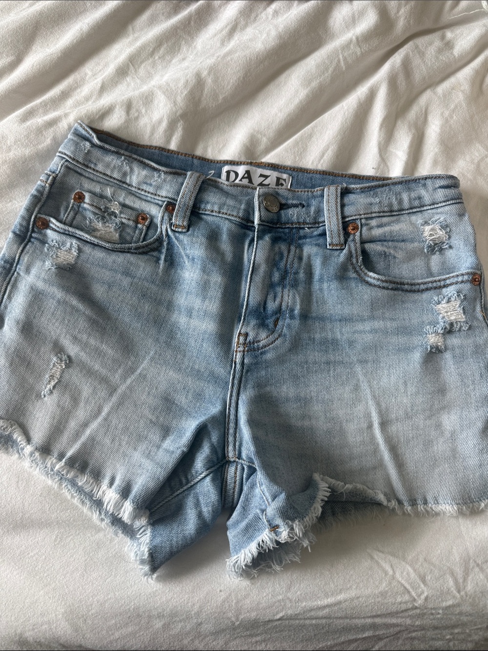 DAZE Light Wash Distressed Denim Shorts - Women's
